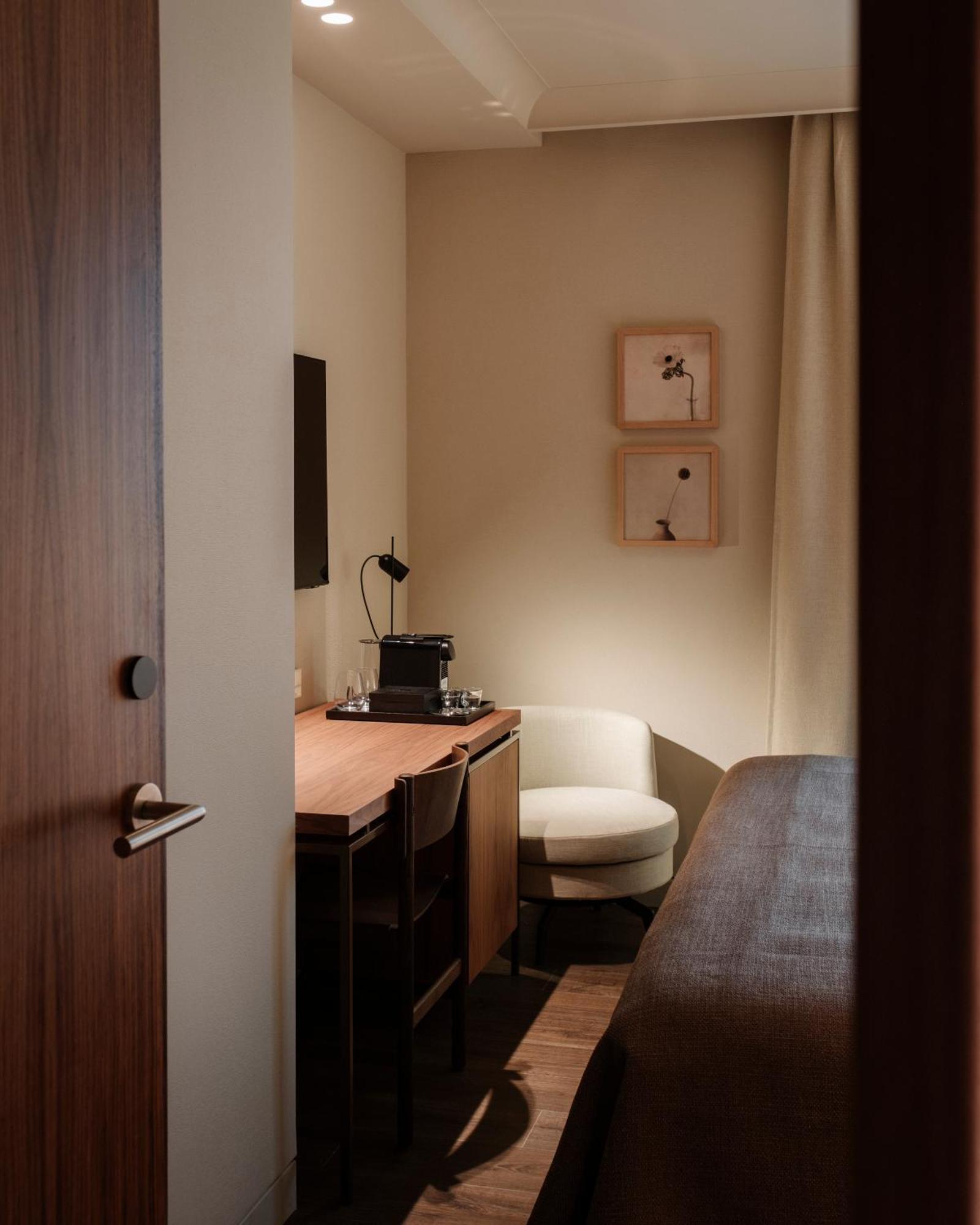 Hotel Rhin Garden Santander Buitenkant foto